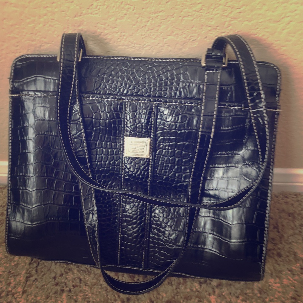 Liz Claiborne Large black purse